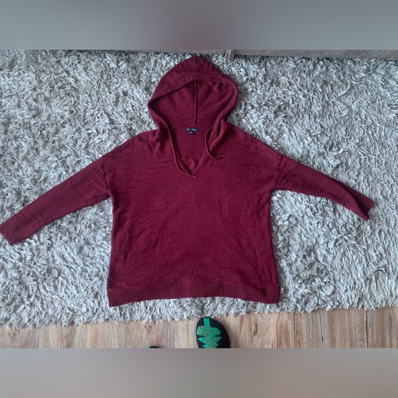 AE  Hooded Sweater - Picture 4 of 4